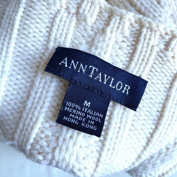 Like New 90’s Ann Taylor Merino Wool Sweater - Picture 3 of 4